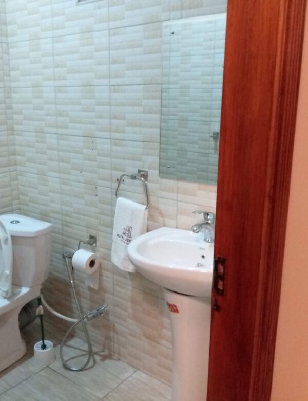 Standard Room - Image 4